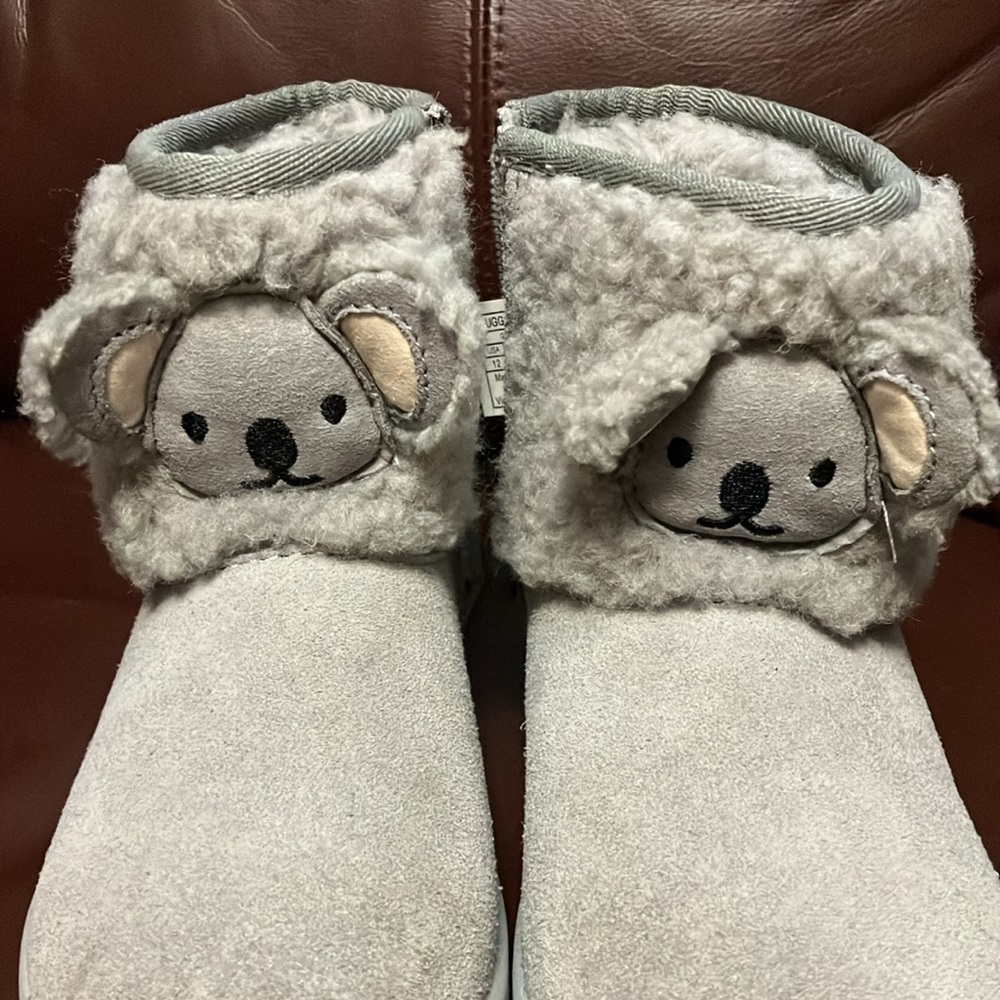 Kids Uggs koala boots size 12 cute!